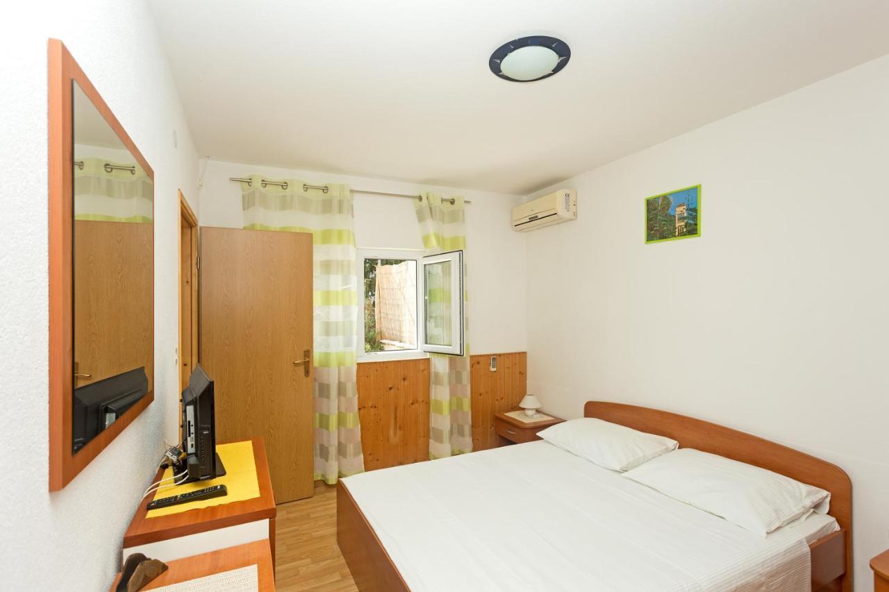 Apartments Julija Hvar Exterior photo